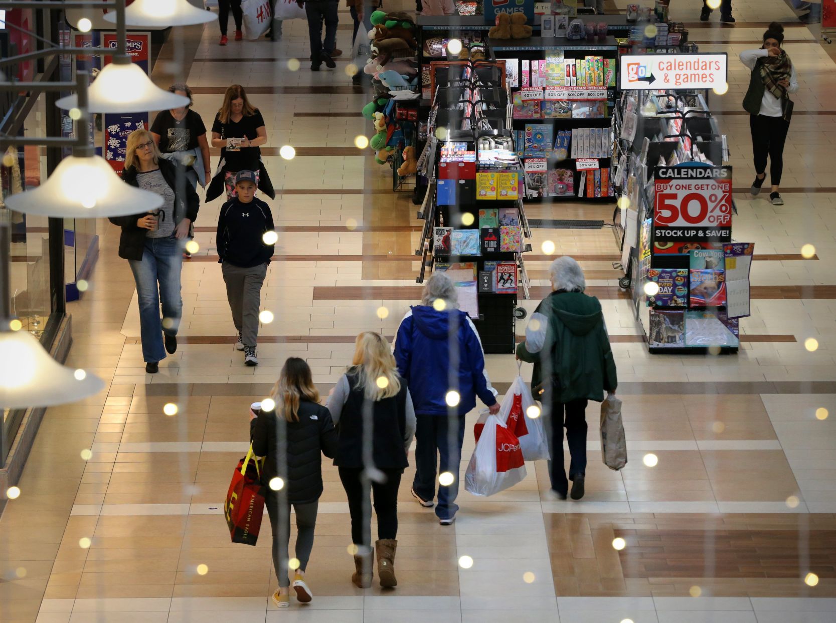 Shoppers search for Black Friday bargains around St. Louis